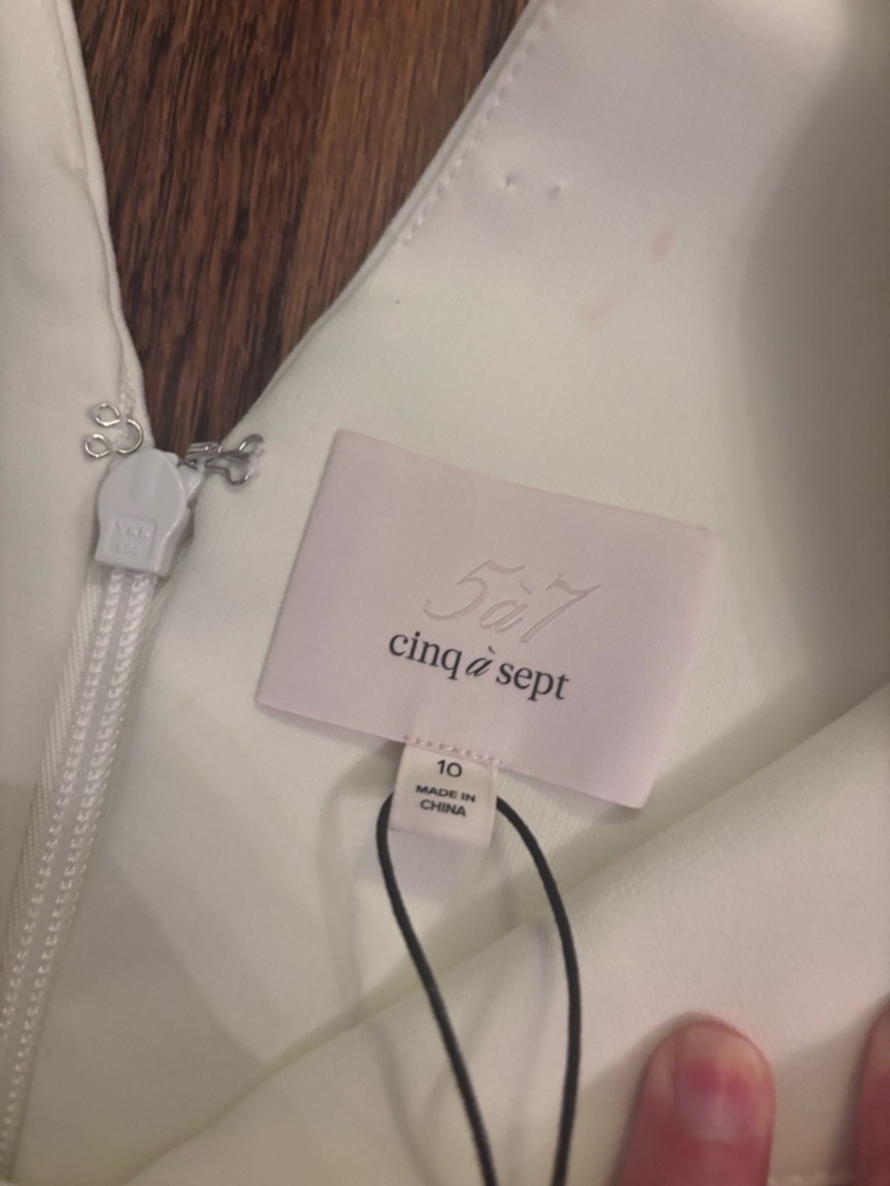 NWT Cinq à Sept Crystal Bow Mini Dress Sz 10 Cocktail Wedding Guest - Picture 15 of 15